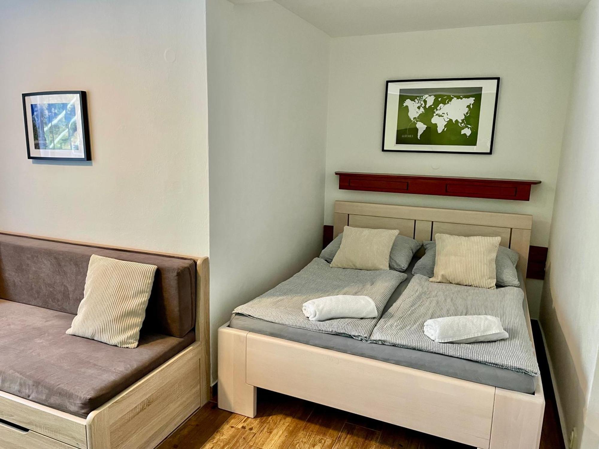 Penzion U Prehrady Luhacovice Room photo