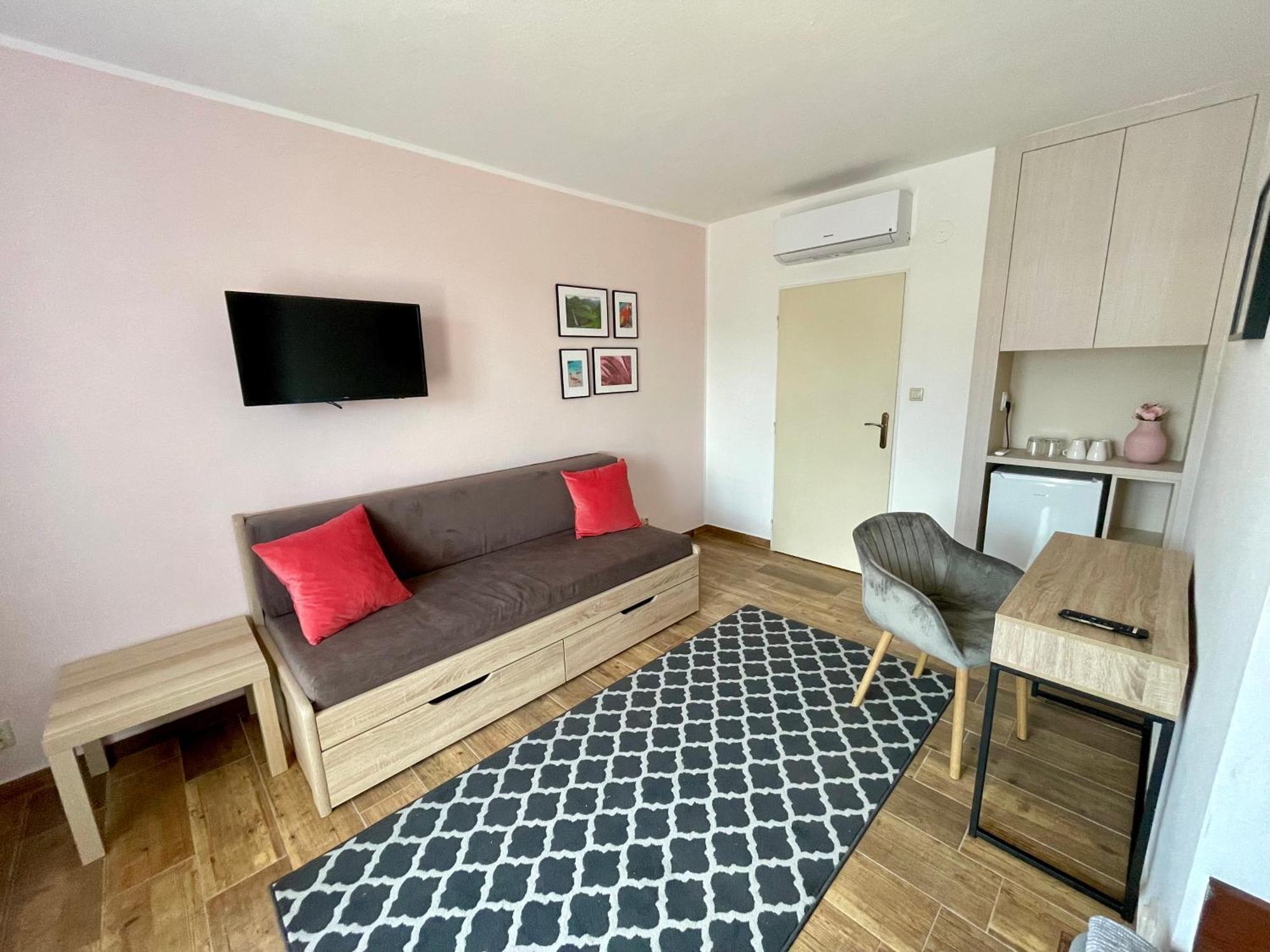 Penzion U Prehrady Luhacovice Room photo